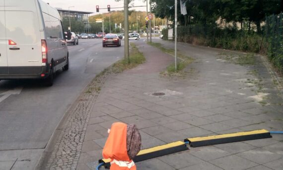 Wasseranschluss auf einem Radweg